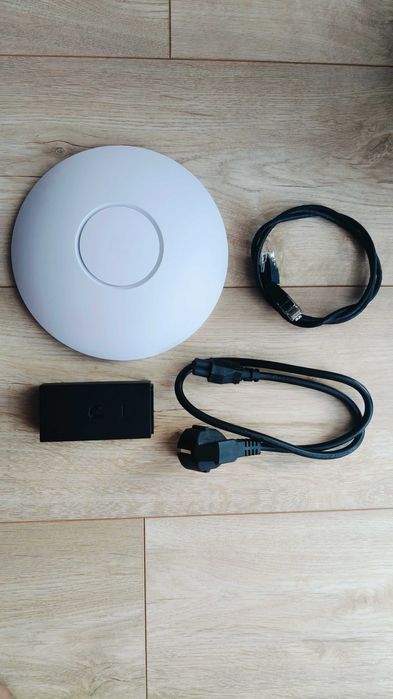 Access point Unifi Ubiquiti UAP-AC-LR