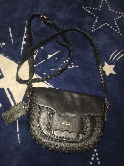 Маленька шкіряна сумочка