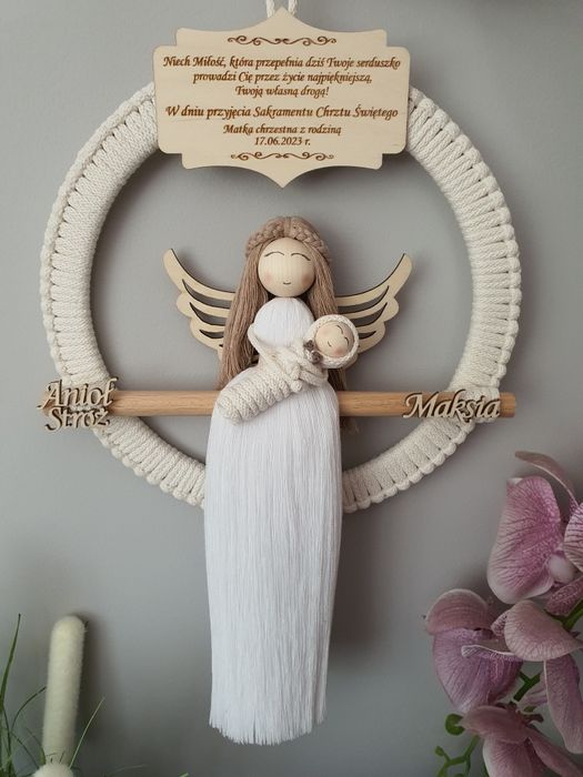 Anioł Stróż z dzieciątkiem pamiątka chrztu chrzest makrama