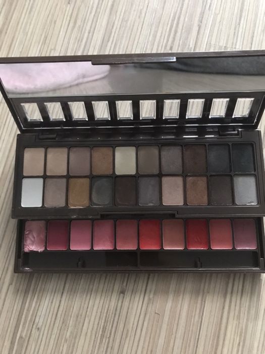 NYX paleta Nude on Nude