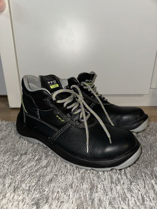 Trzewiki robocze r.43 S1P SRC 365 PPO