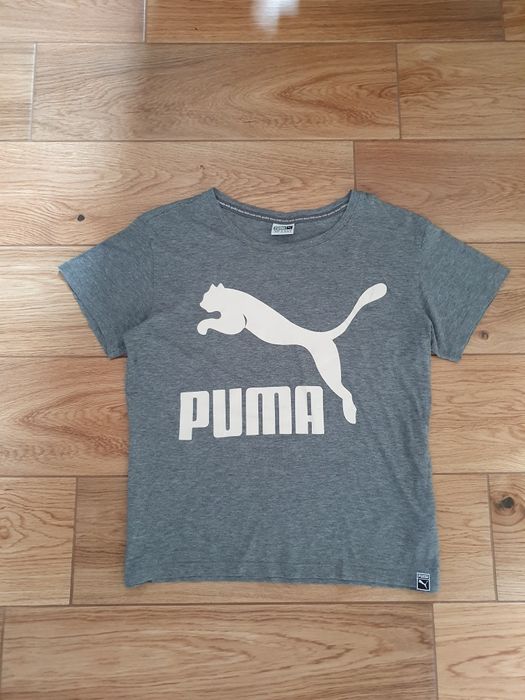 Сіра жіноча футболка Puma
Puma
