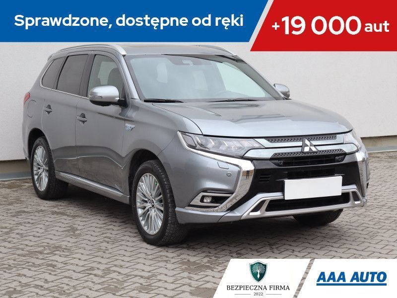 Mitsubishi Outlander 2.4 PHEV Instyle , Salon Polska, 1. Właściciel, Automat, Skóra, Navi,
