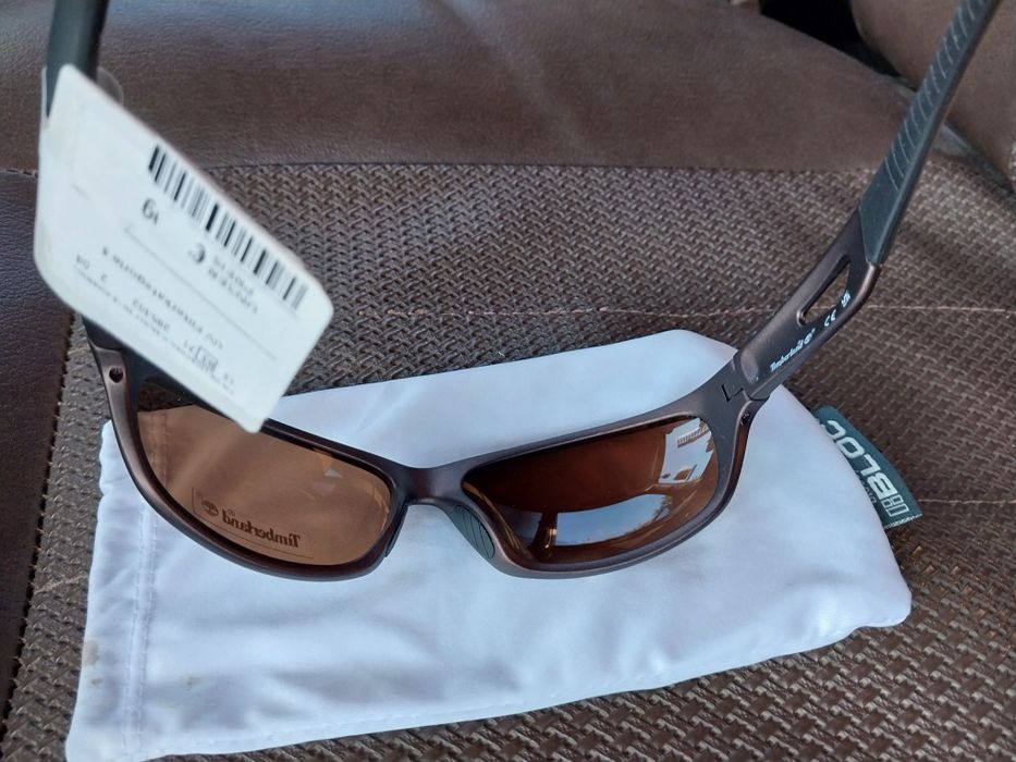 Очки солнцезащитные "Timberland ",новые,привезли из Германии.