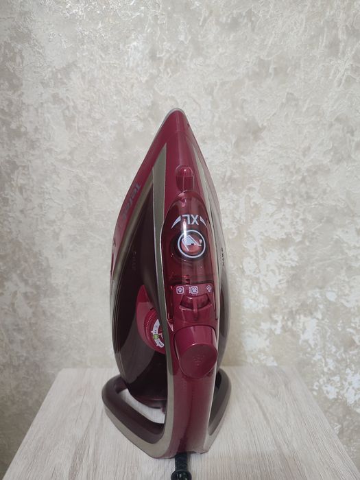 Праска Tefal FV6820E0