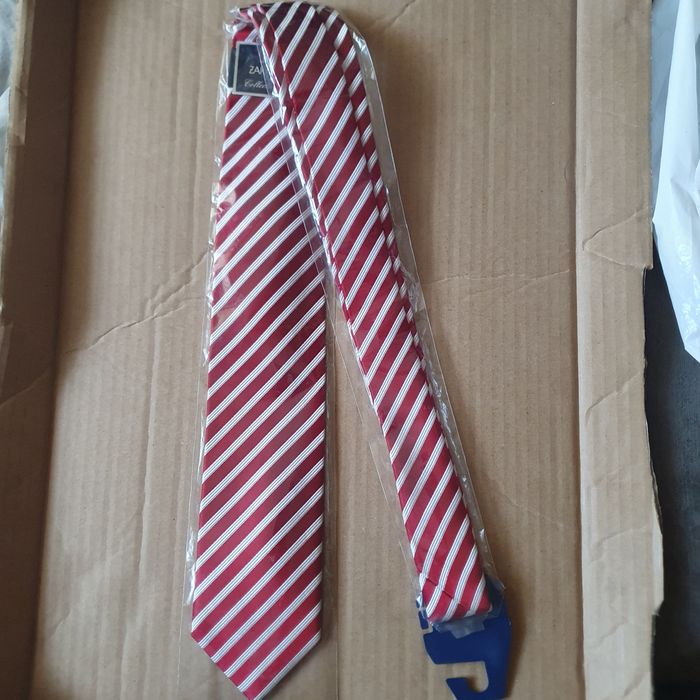 Krawat męski śledź Collection Adam jedwab żakardowy (k-9)OK