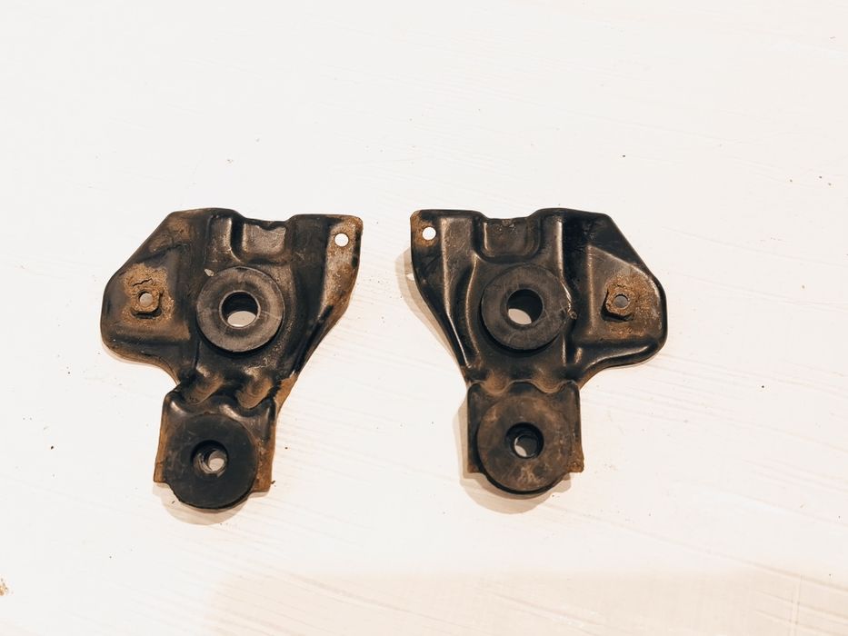 Honda Civic VIII 06-11 UFO Mocowanie Chłodnicy Lewe Prawe Mocowania