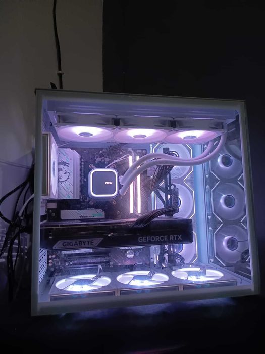 PC gamer de top R7 9800X3D rtx 5080