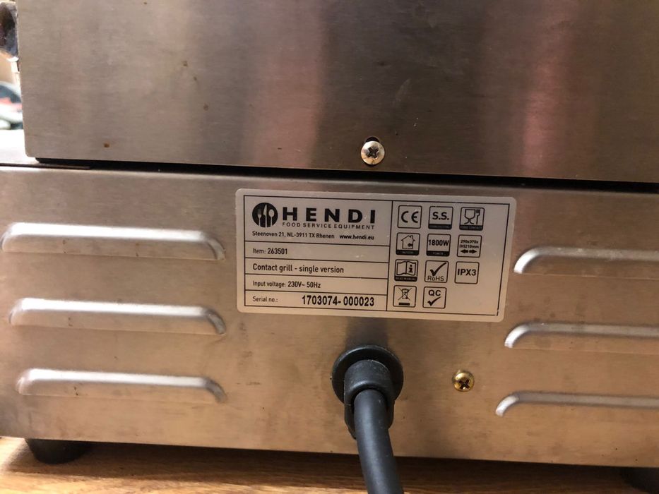 Сэндвичница Hendi