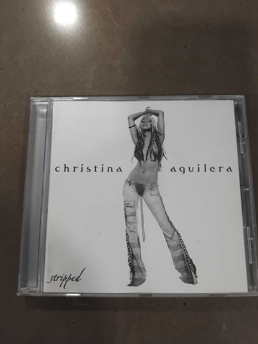 Chirstina Aguilera cd novo