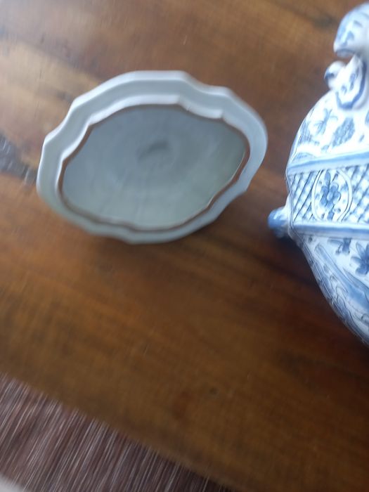 Terrina em porcelana