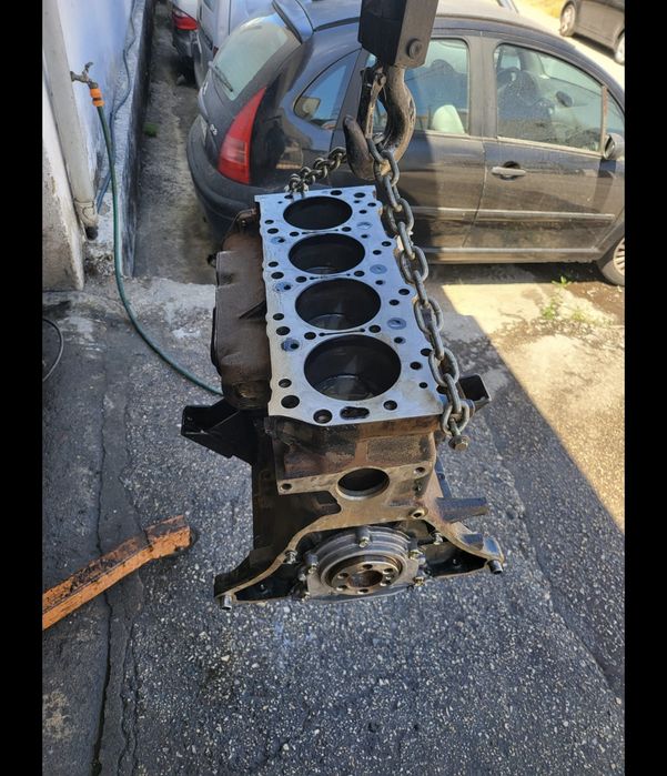 Vendo motor 2.5 TD Pajero/Strakar L200/Galloper