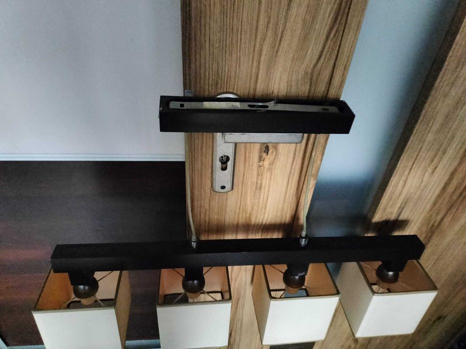 Lampa sufitowa 4 klosze