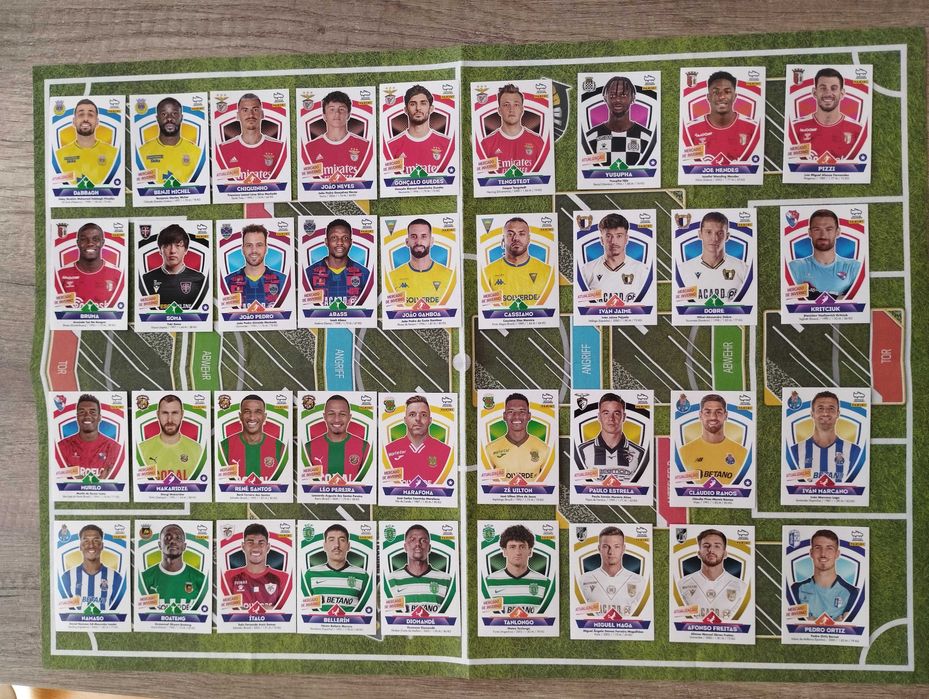Cromos Panini Futebol várias épocas+ Topps euro mundial