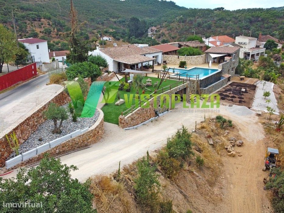 Moradia T3 com Piscina Totalmente Reabilitada, Loule - Alte - Algarve