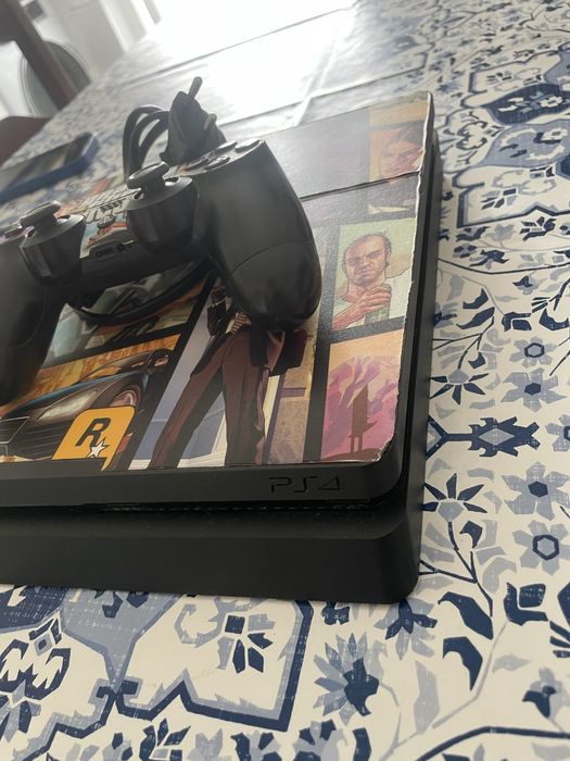 PS4 Slim personalizada