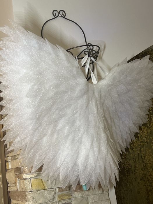 Крила ангела і діадема оренда