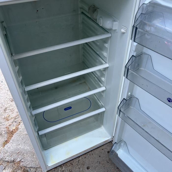 Lodówka Whirpool 150cm
