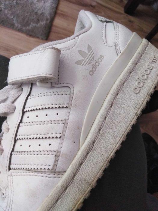 ADIDAS. Buty damskie.