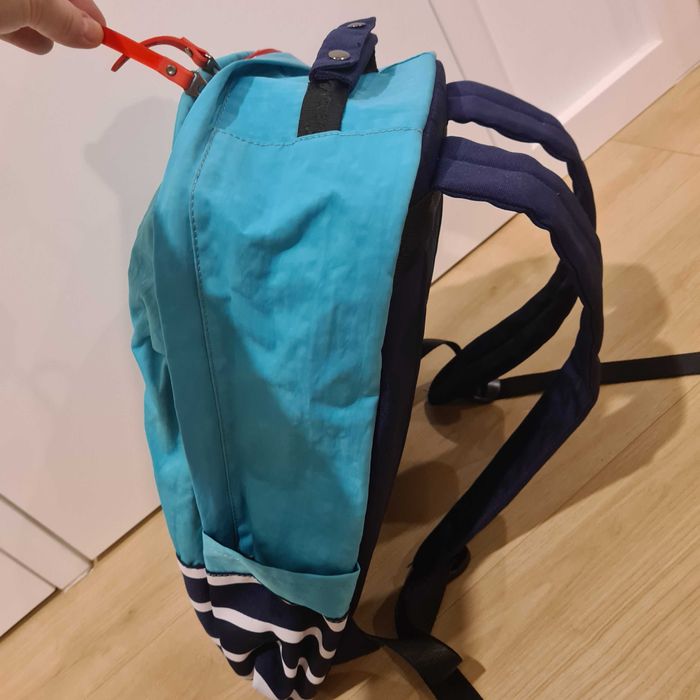 Mochila Nova Alças acolchoadas reguláveis