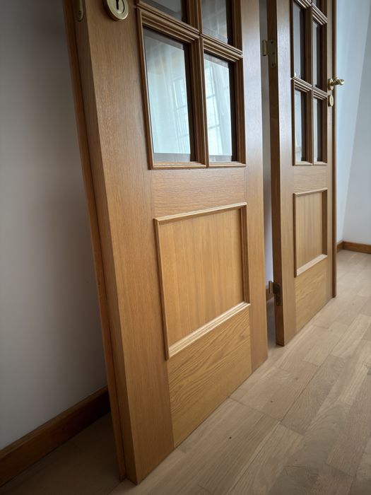 Portas Interiores de Madeira com Vidro