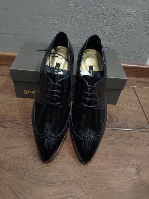 Półbuty Gino Rossi alba r.38