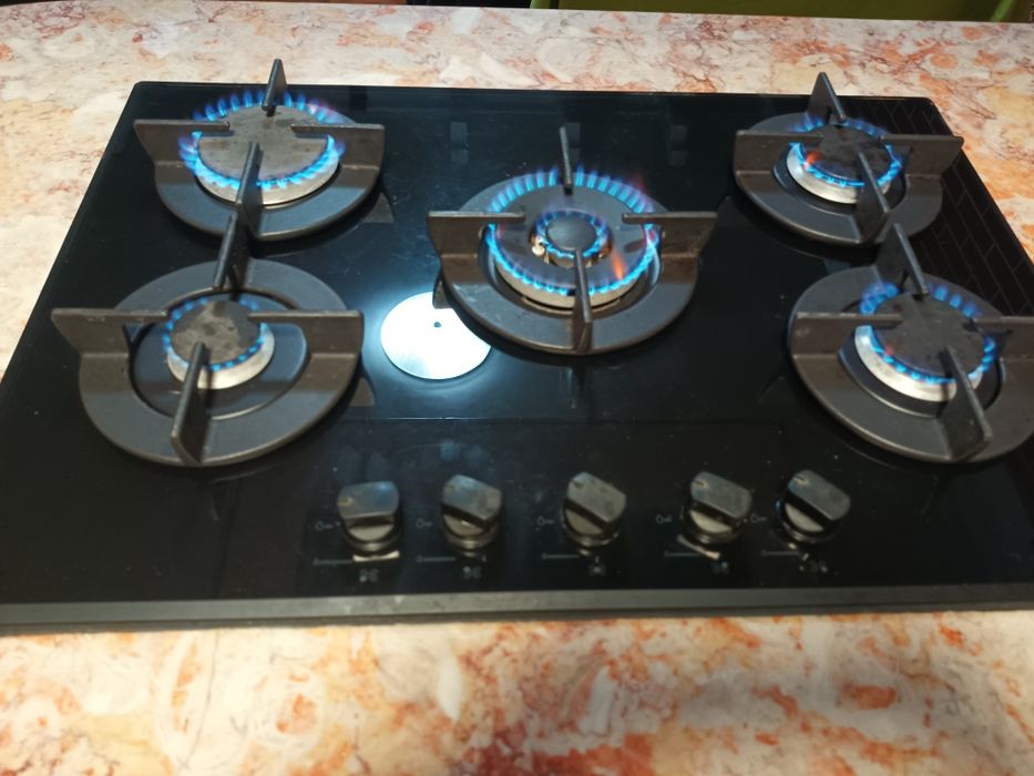 Fogao Hotpoint Ariston em boas condicioes