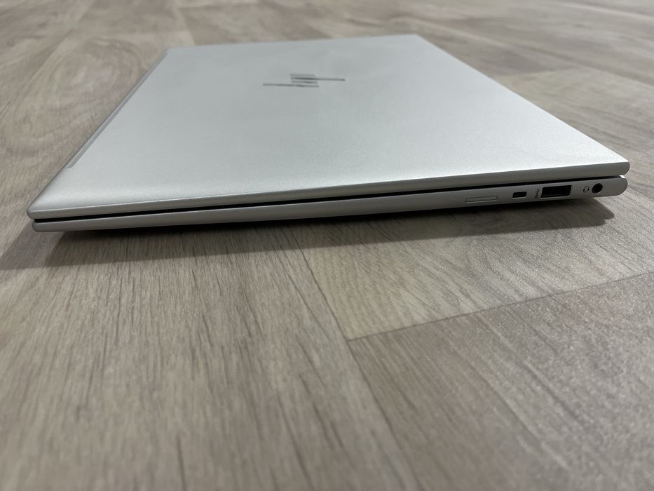 HP Elitebook 860 G10 i7-13th 32GB 1TB