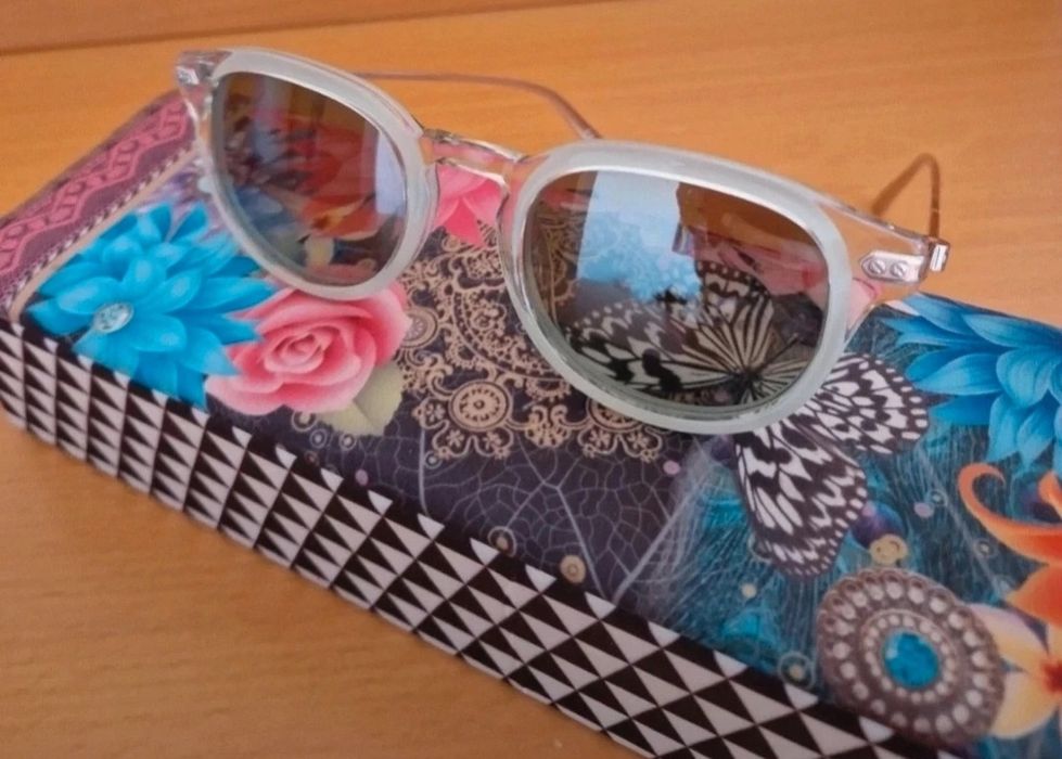 Óculos de sol Calvin Klein