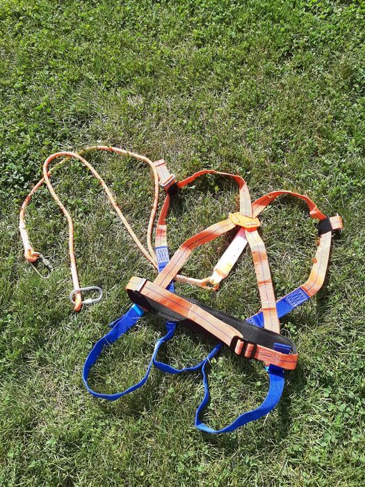 Uprząż BHP zabezpieczającą