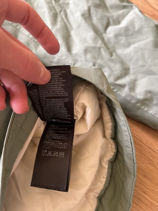 Демисезонна жіноча куртка  tnf