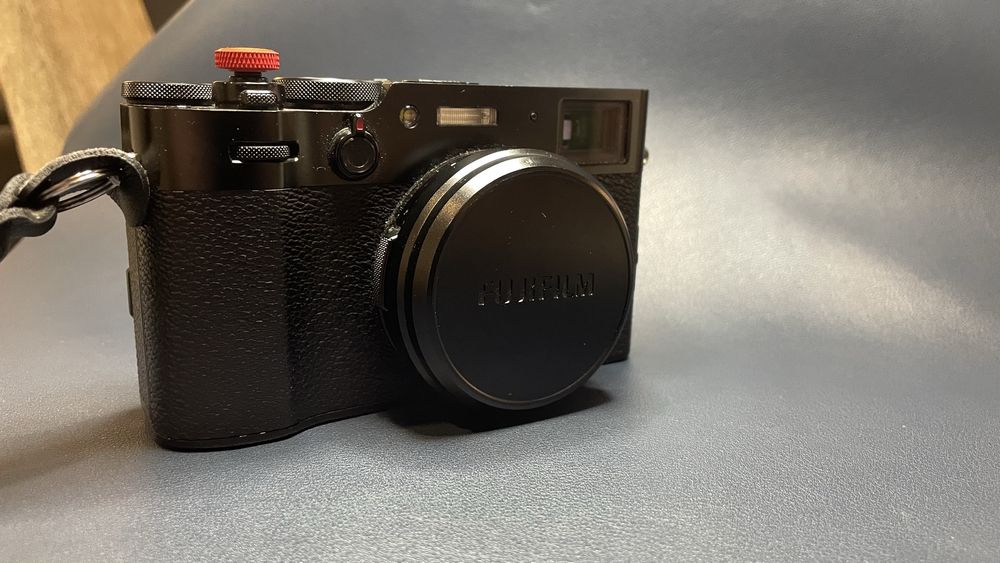 Fujifilm X100V (pouco usada)