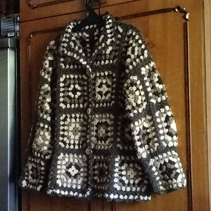 Женский вязаный кардиган