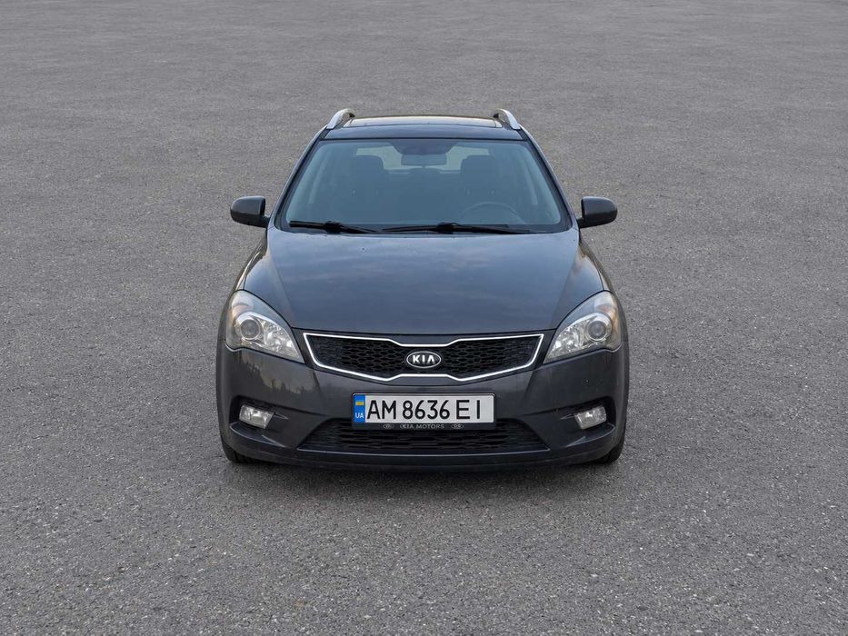 Продам автомобіль KIA CEED універсал, дизель 1,6, 2012р., 1 покоління