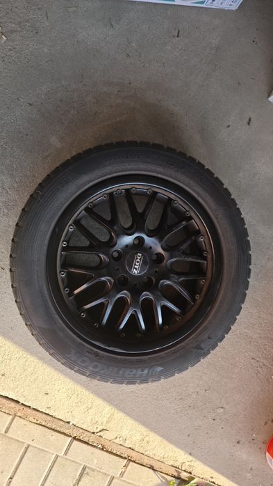 Sprzedam 4 felgi aluminiowe do VW