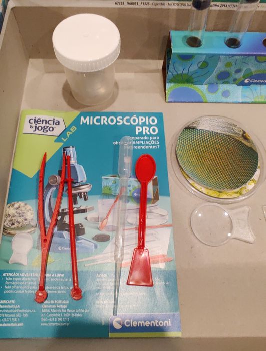 Microscópio Pro Clementoni