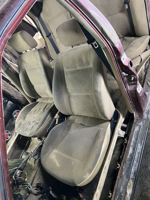Розборка Шрот Ауді 80 б2 б3 audi b2 b3
