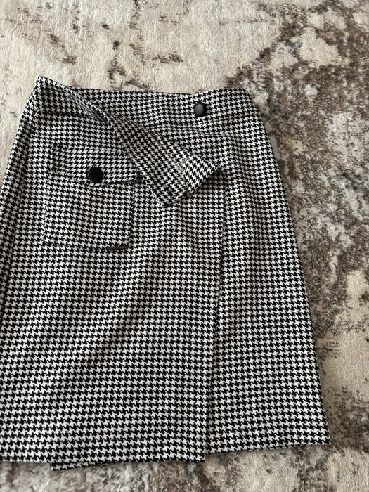 Юбка трендова на запах