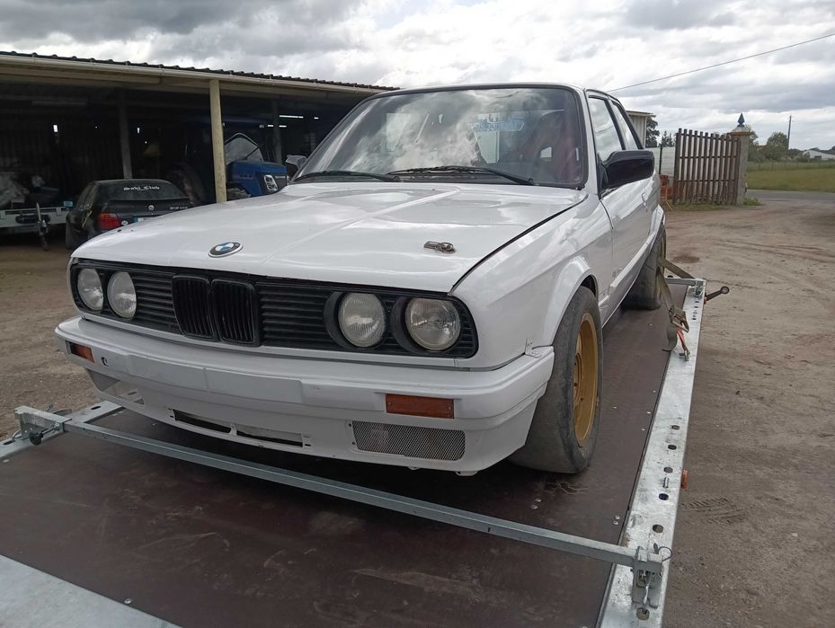 BMW E30 325i rally drift slalom
