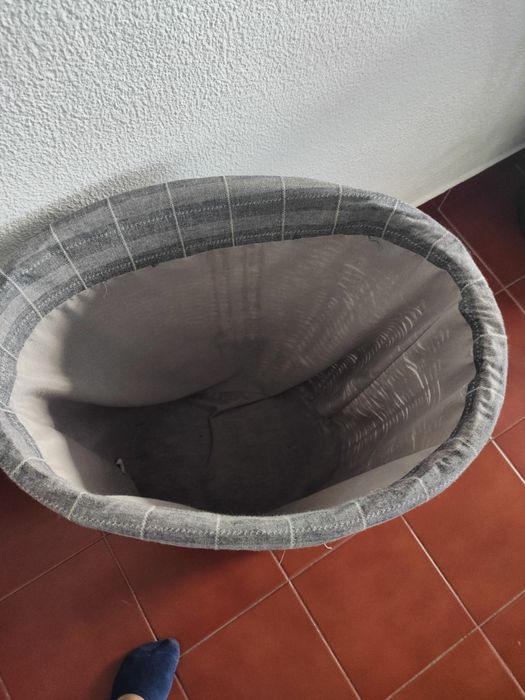 Cesta em verga com forro de tecido