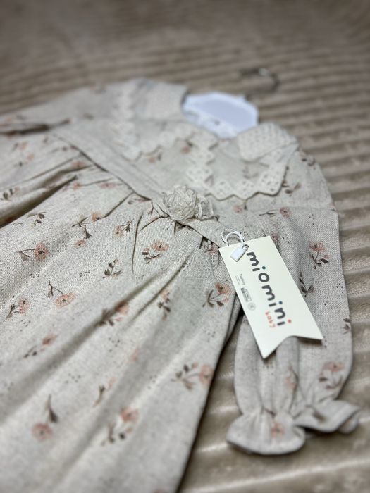 Продам плаття для дівчинки