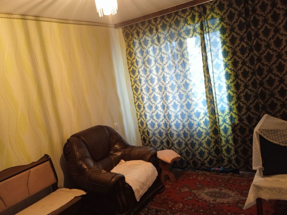 Продам квартиру в гарному спальному районі,всі деталі за телефоном або у Ватсап