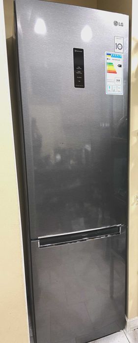 Двокамерний холодильник LG