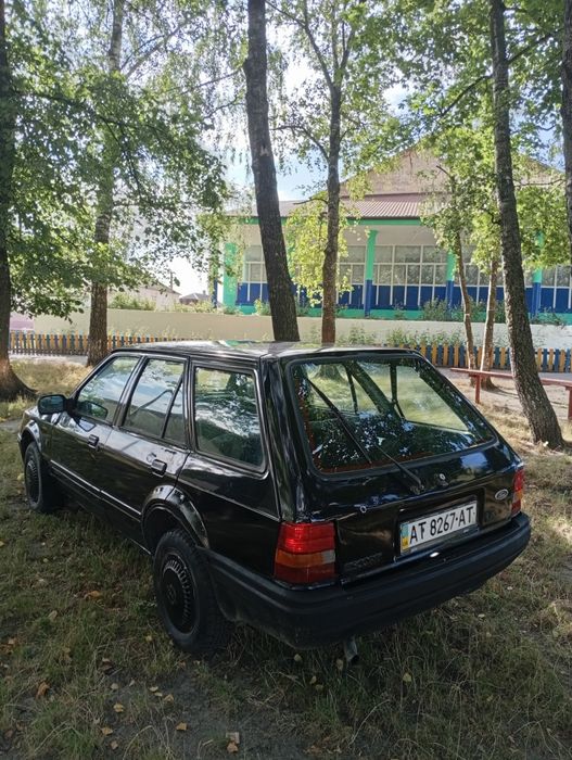 FORD-ESCORT 1.4 Бен Обмен Цикавит