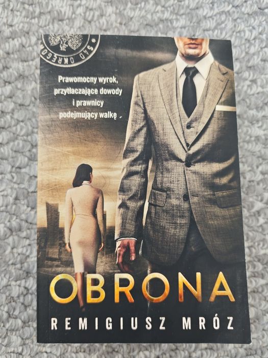 "Obrona" Remigiusz Mróz
