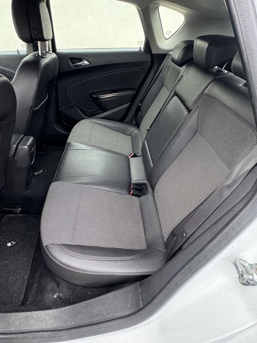 Opel Astra J 1.7 CDTI