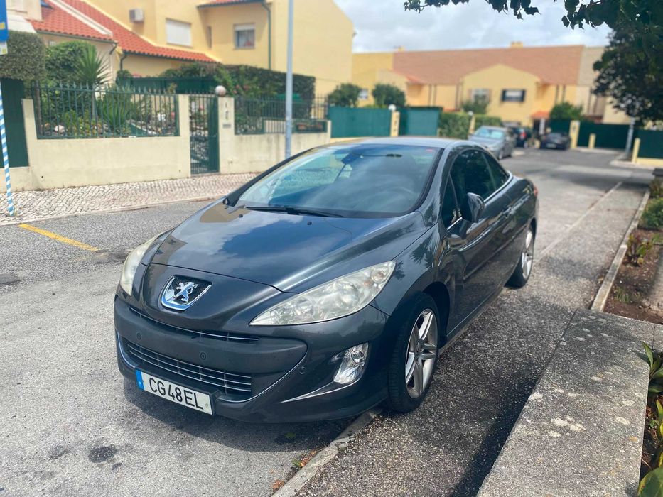 Peugeot 308 CC THP 1.6 em estado irrepreensível