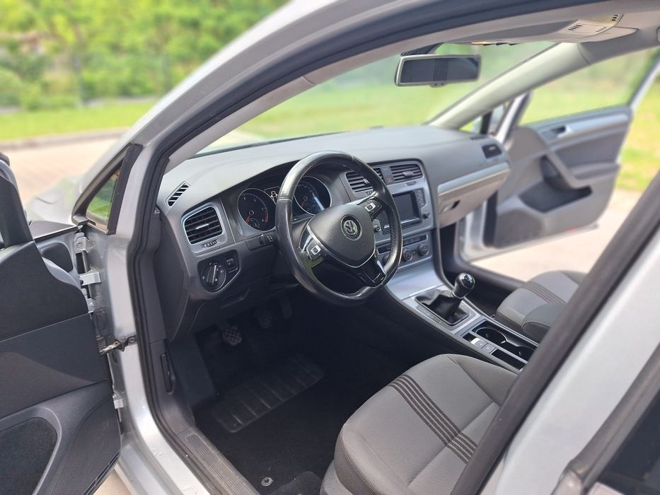 Volkswagen Golf VII