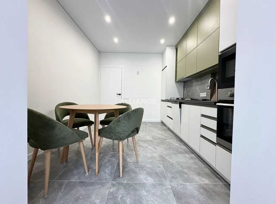 Здаєтья в оренду  1-кімнатна квартира повністю укомплектована.