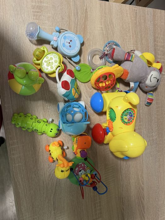 Іграшки для діток